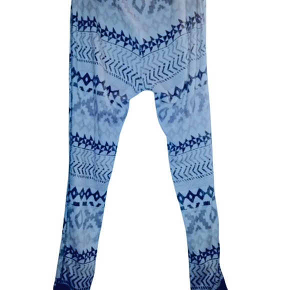 L | Victorias Secret PJ Set - Picture 4 of 7